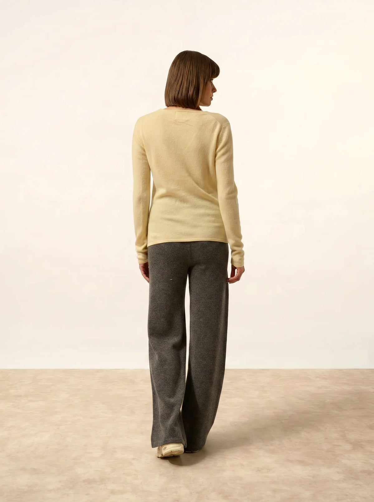 JOAN Pull Col V Limonade