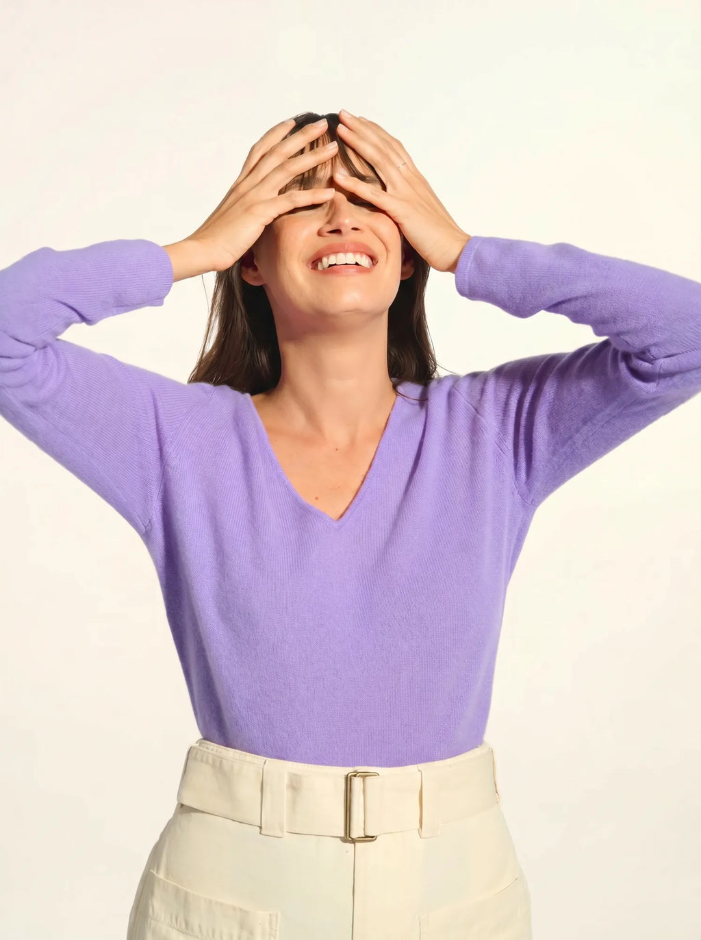JOAN Sweater V-Neck Lavender