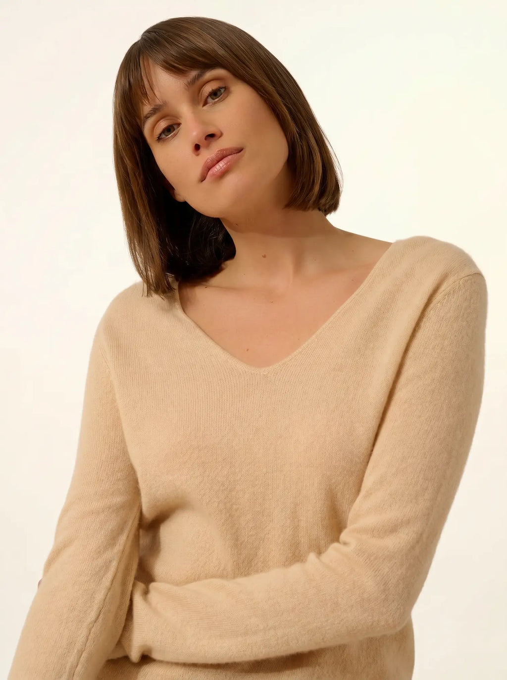 JOAN Pull Col V Beige