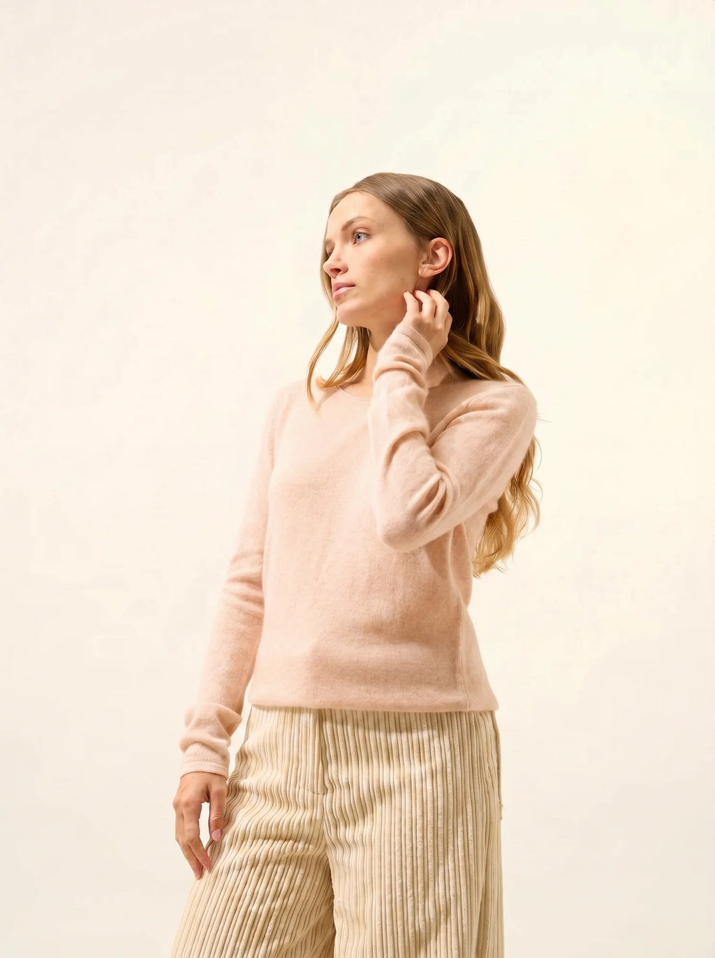 VIVIAN Pull Col Rond Beige