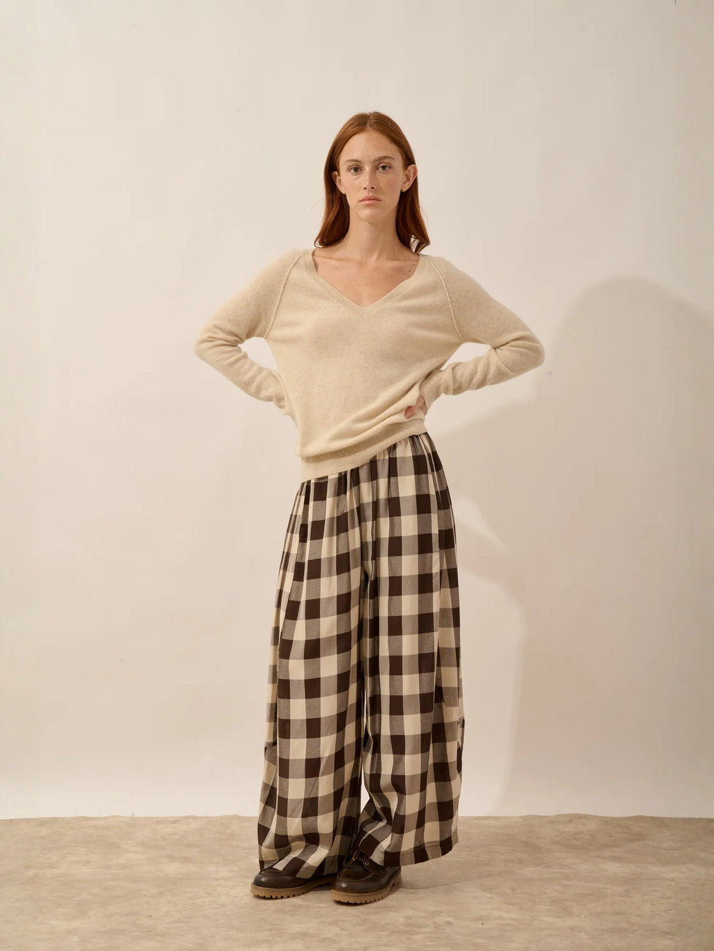 PHOEBE Pullover V-Ausschnitt Haferbeige