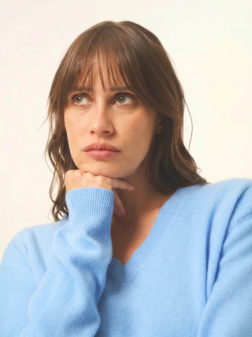 NORA Sweater V-Neck Baby Blue