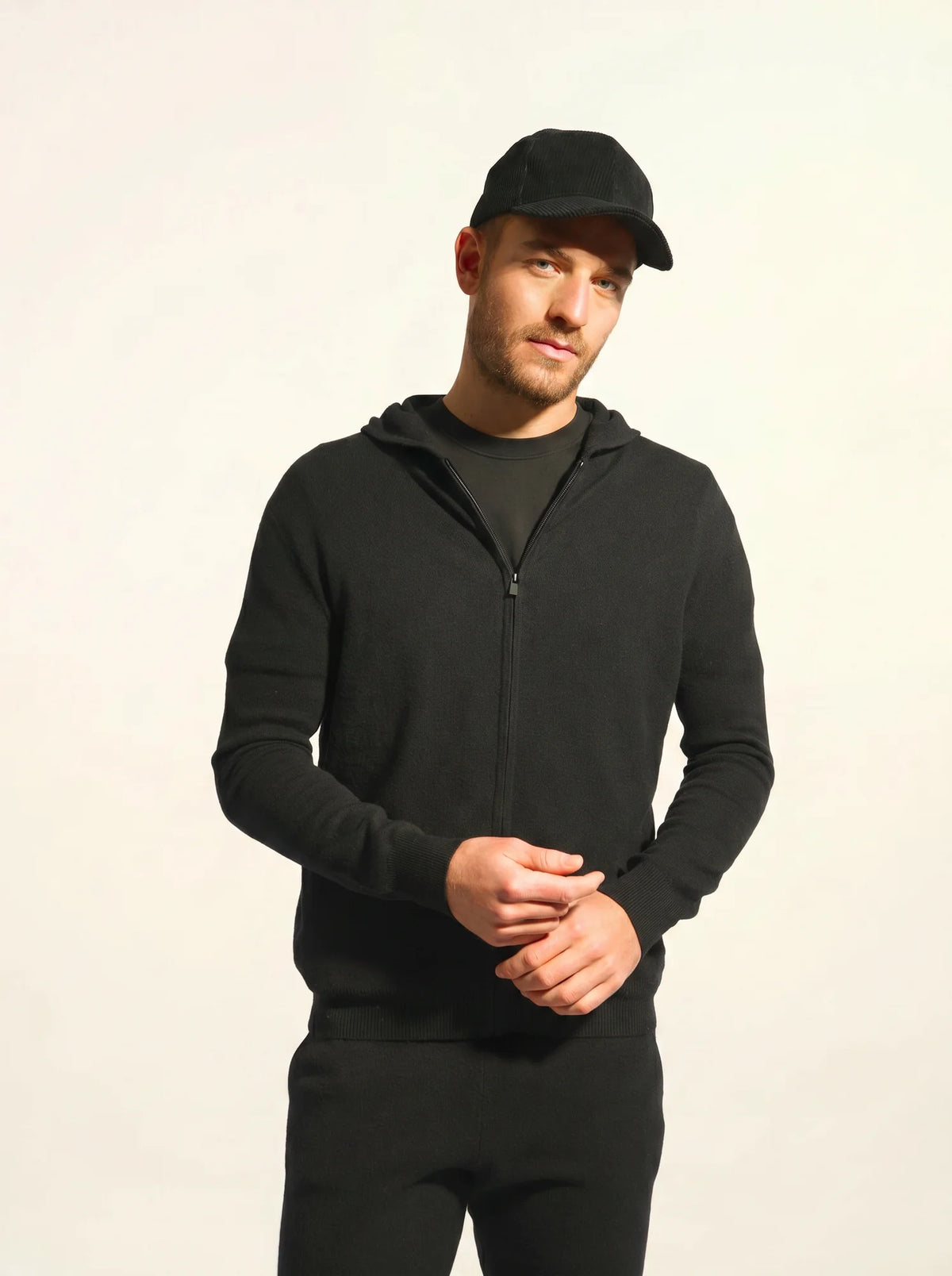 ELLIOT Gilet Zippé Capuche Noir
