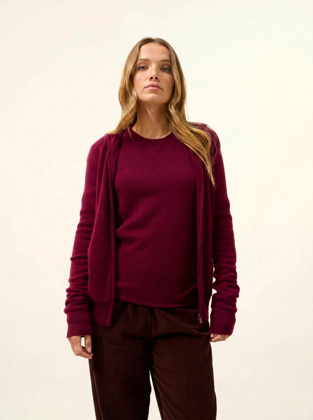 DEBBIE Gilet Zippé Capuche Bordeaux