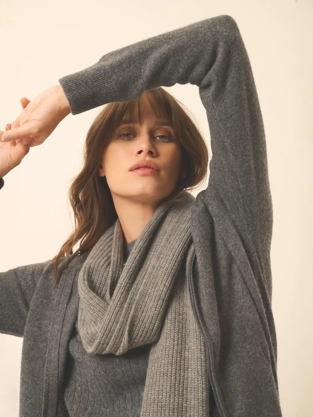 DEBBIE Vest Zipped Hooded Heather Charcoal