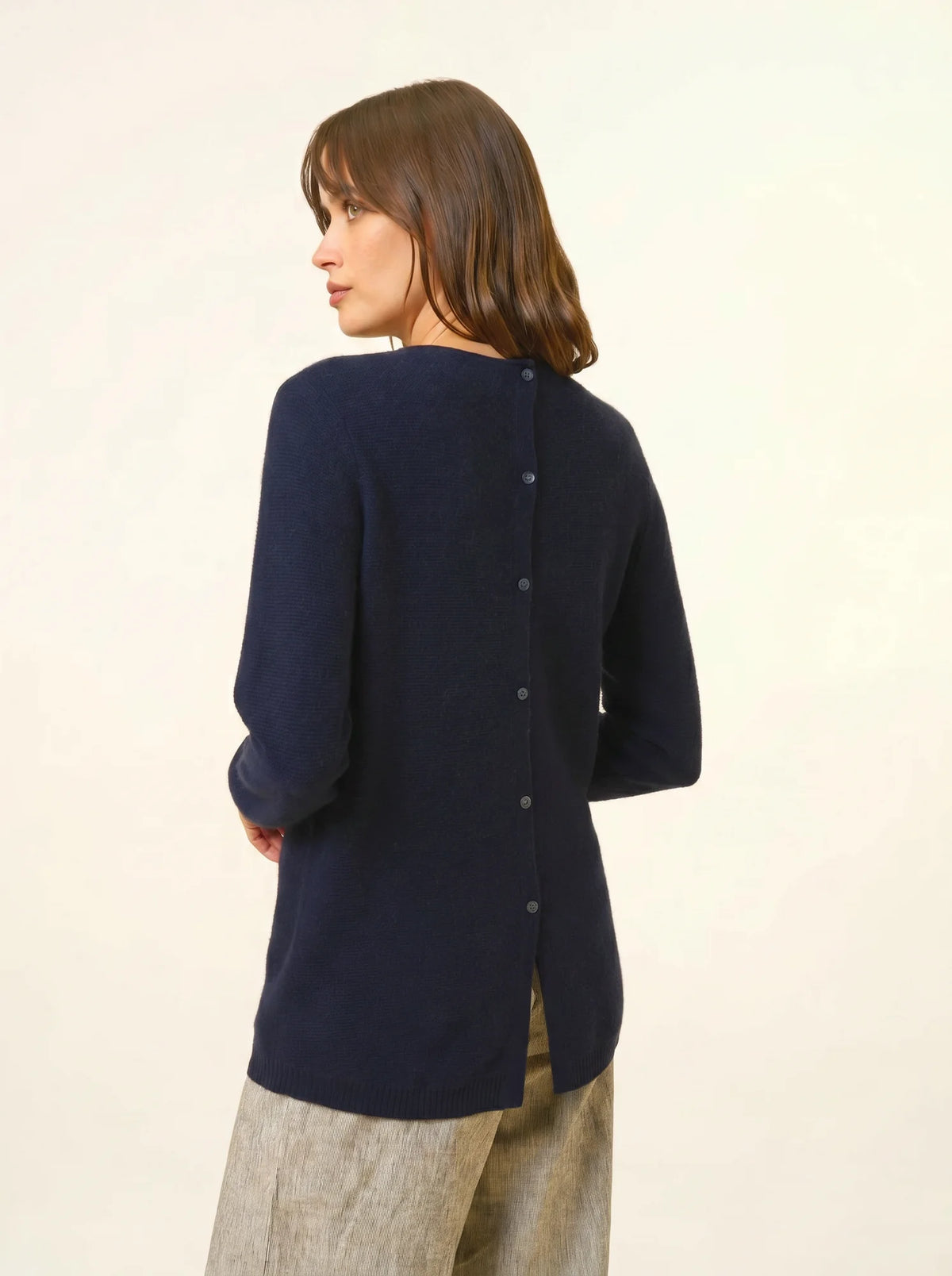 OLENA Pullover Rundhalsausschnitt hinten geknöpft Marineblau