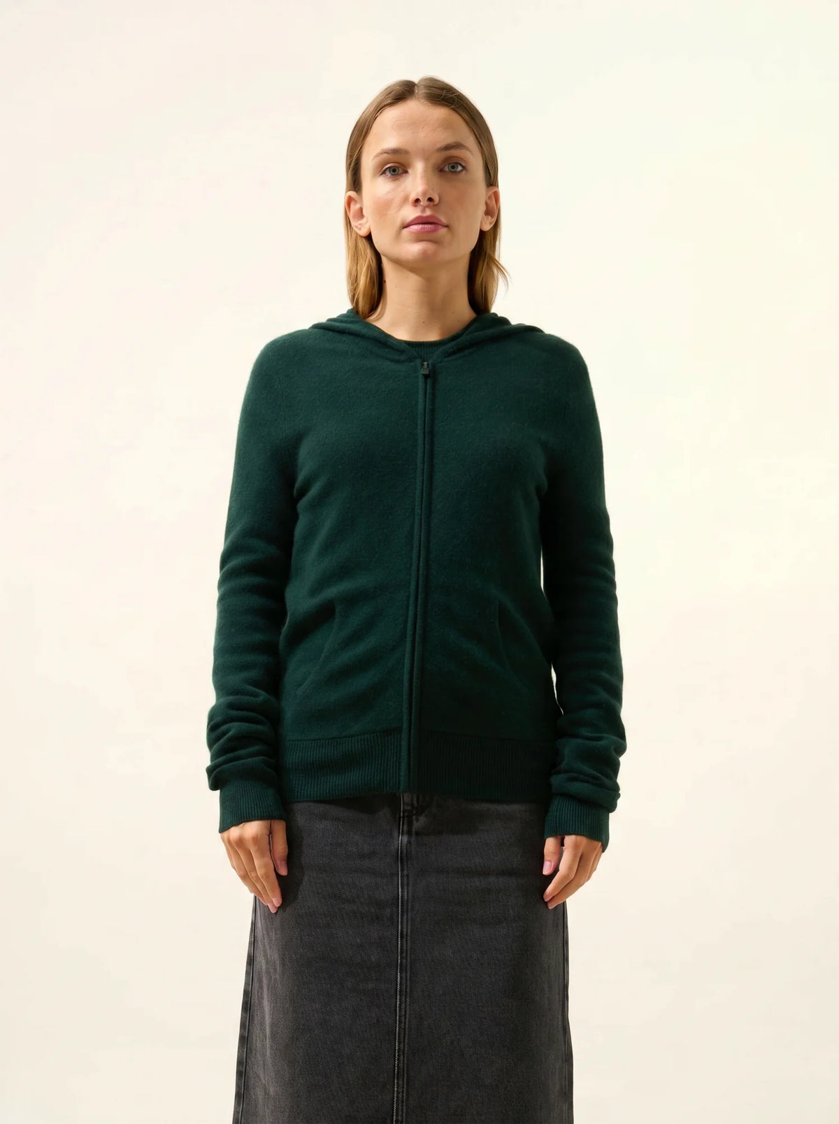 DEBBIE Gilet Zippé Capuche Cyprès