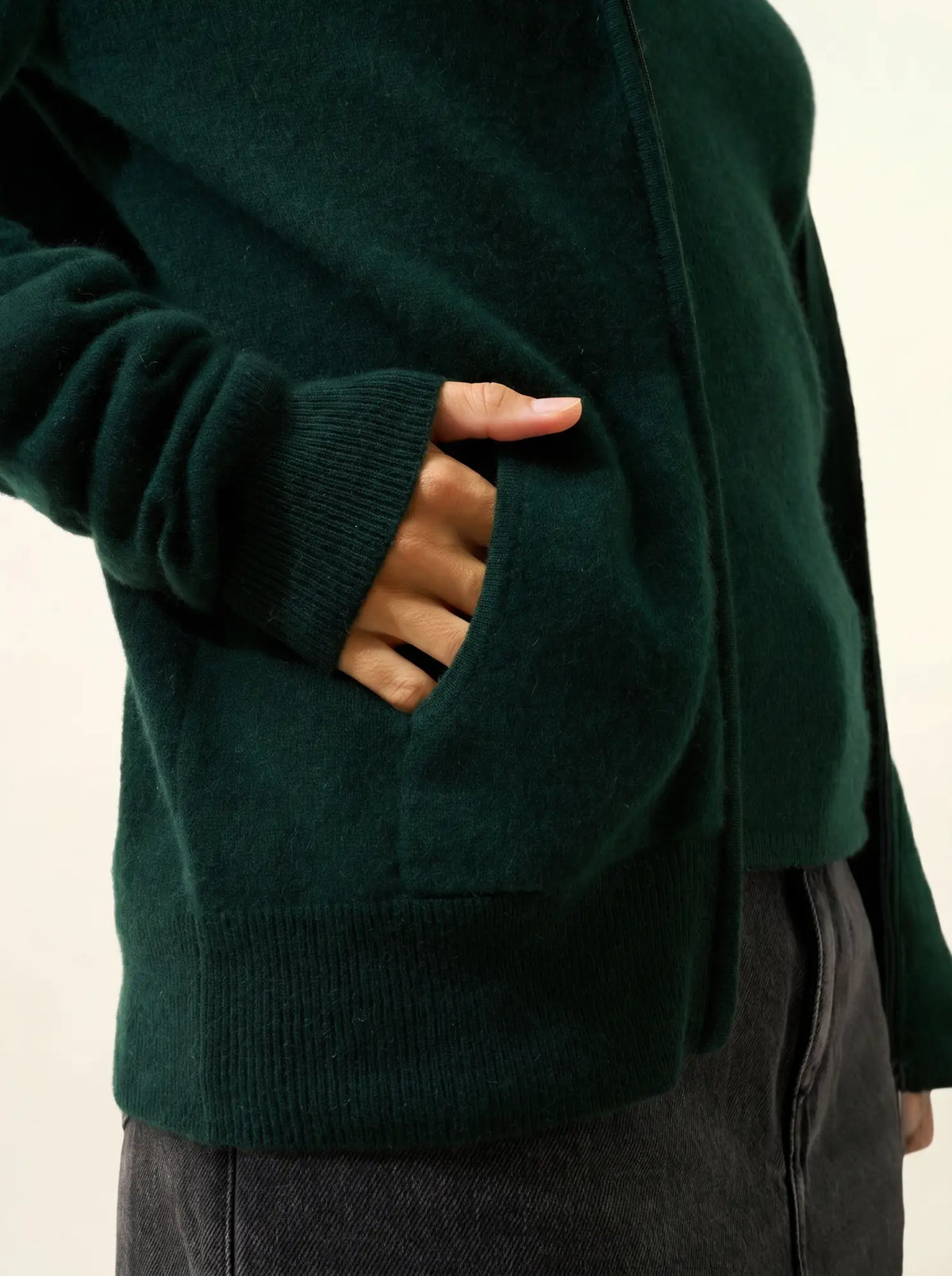 DEBBIE Gilet Zippé Capuche Cyprès