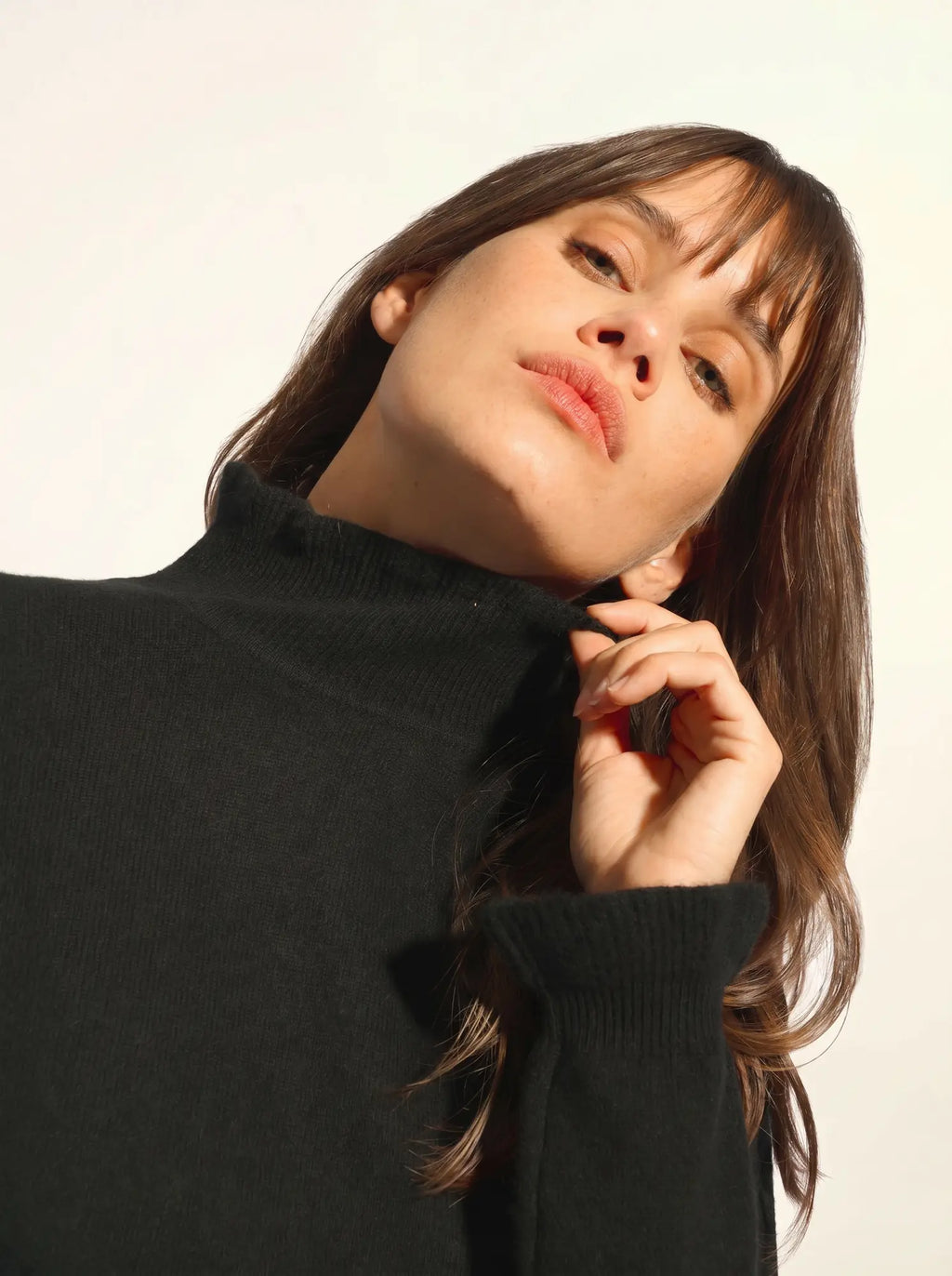 TRILA Sweater Mock Neck Ruffled Black
