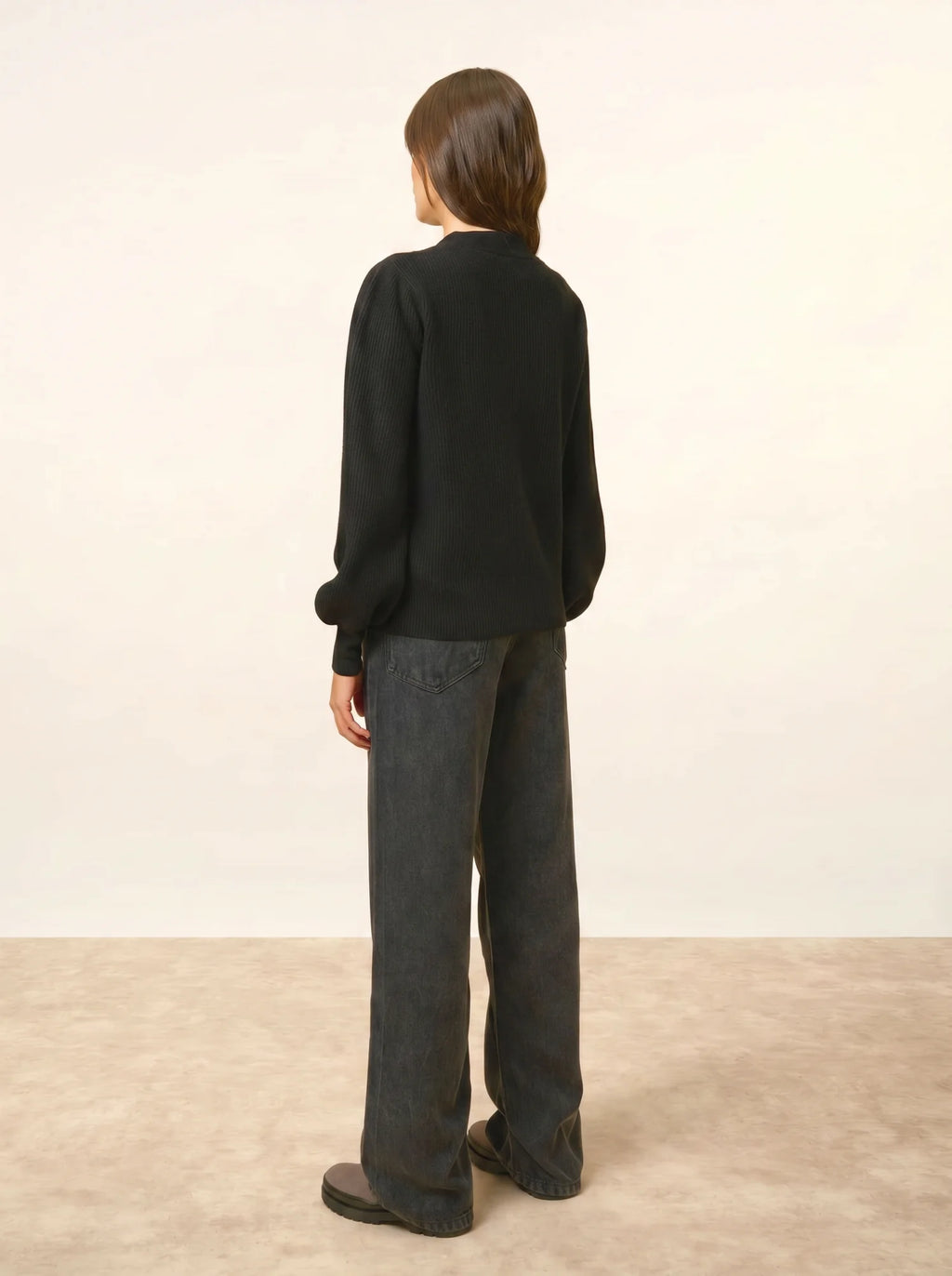 NOTY Sweater Pussy Bow Collar Black