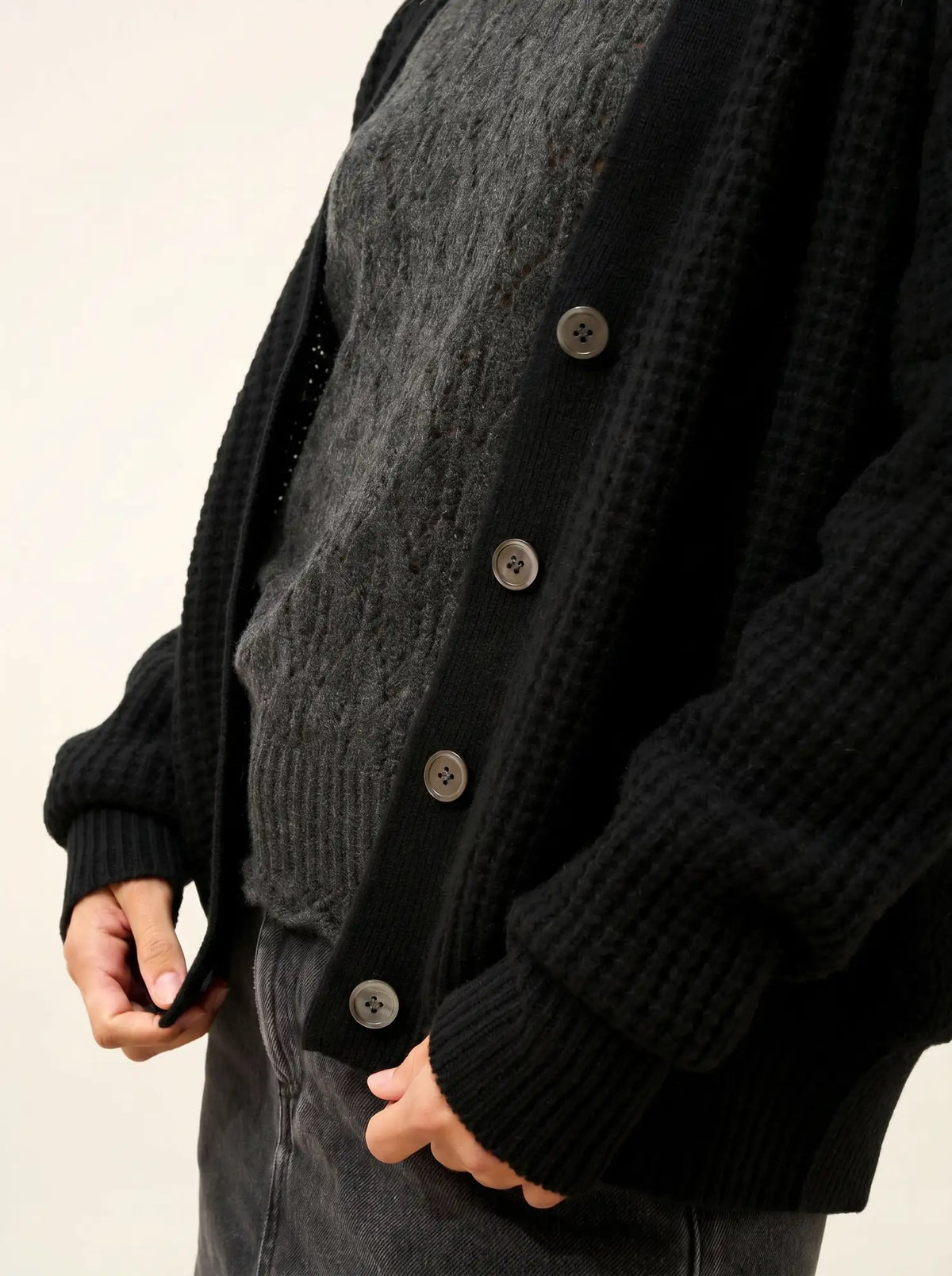 CLARA Cardigan Col V 6 Fils Noir