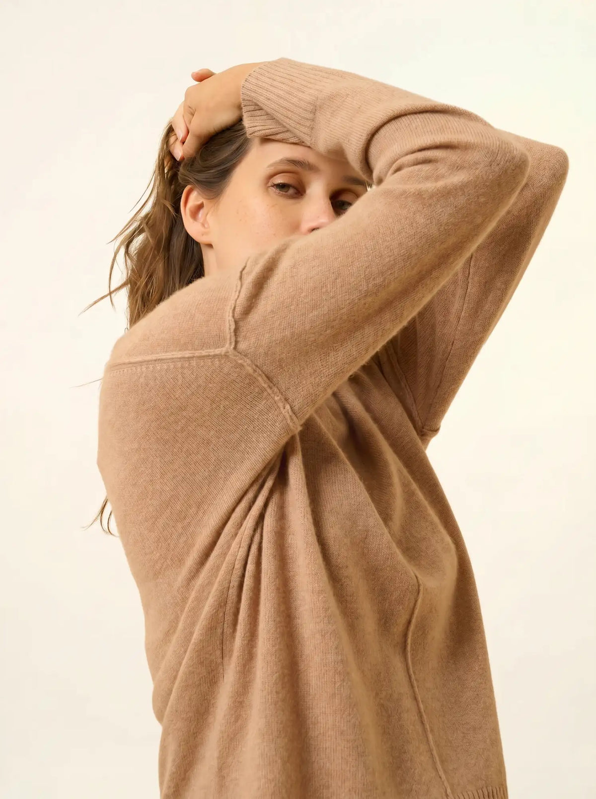 TESS Pullover Rundhalsausschnitt Camel meliert