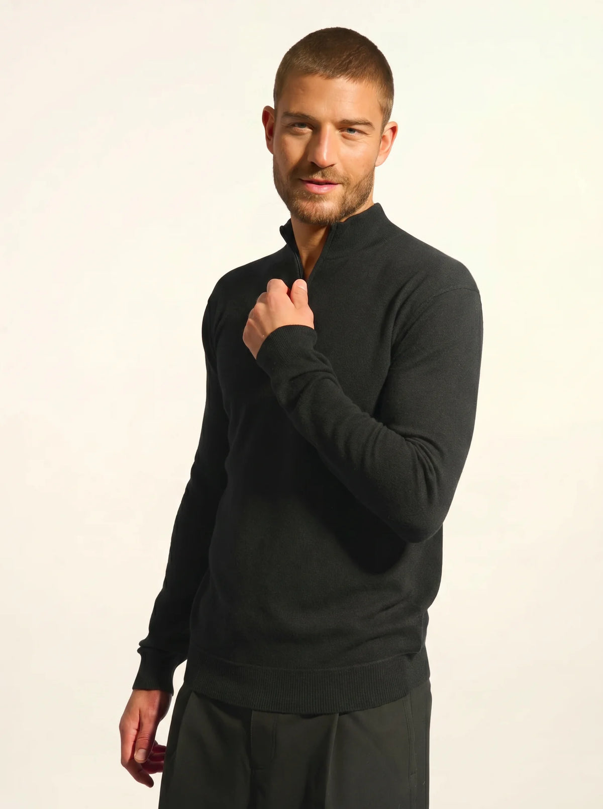 NOUR Pull Camionneur Noir