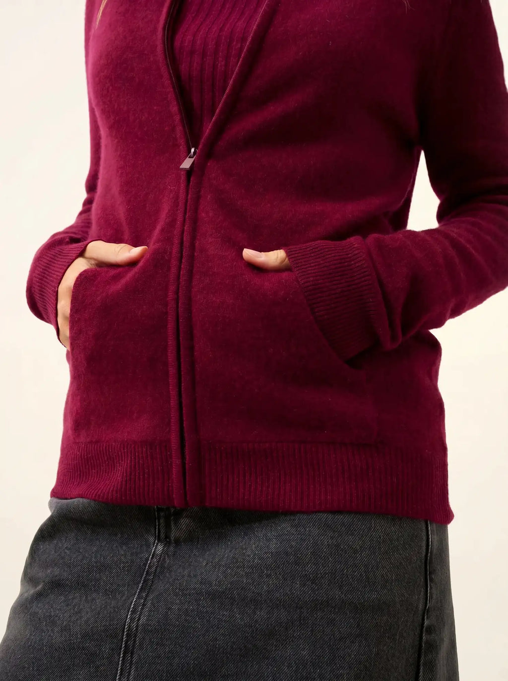 AYR Gilet Zippé Col Montant Bordeaux