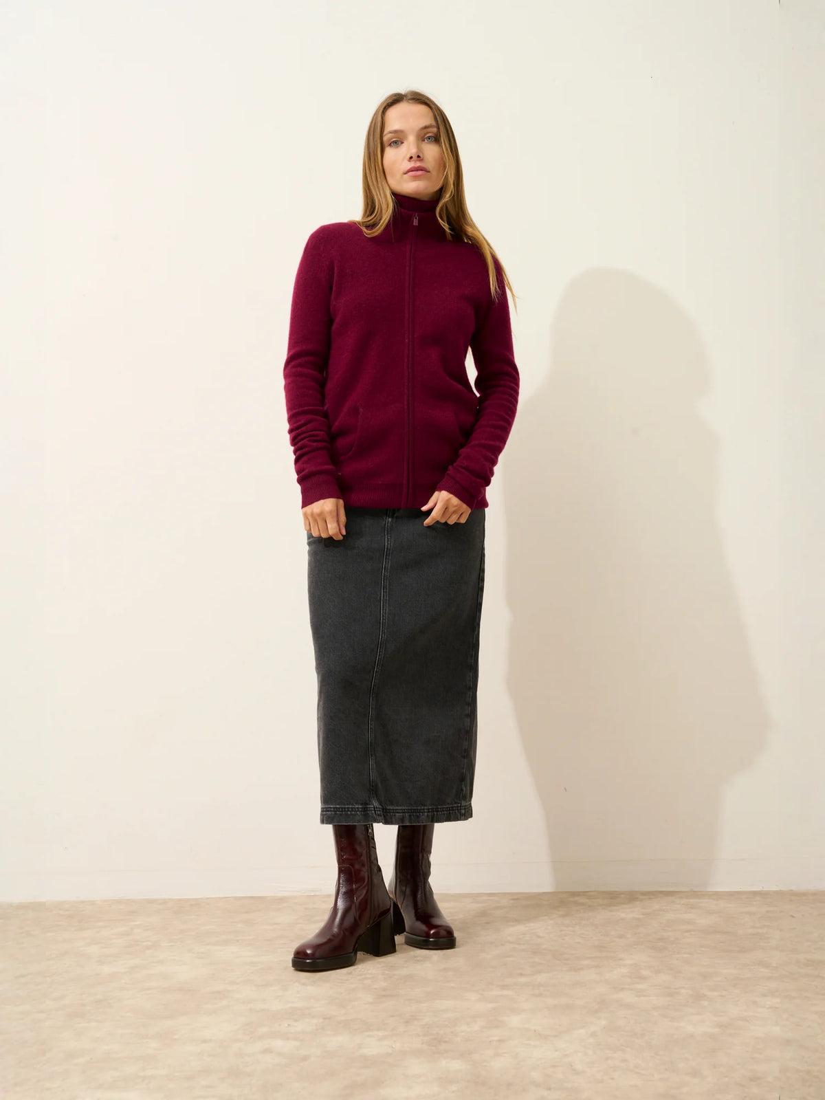 AYR Gilet Zippé Col Montant Bordeaux