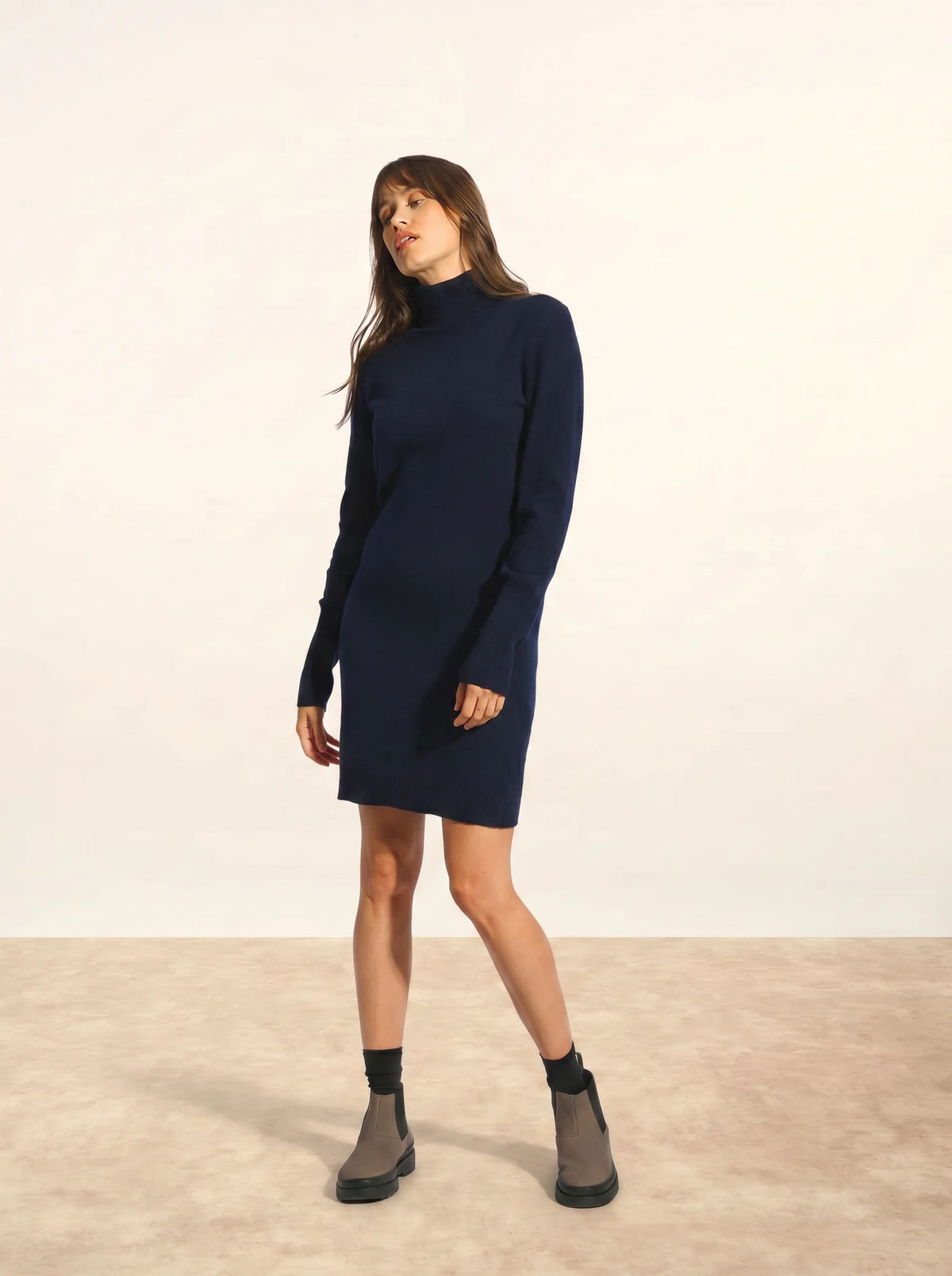 ZOELA Robe Col Roulé Bleu Marine