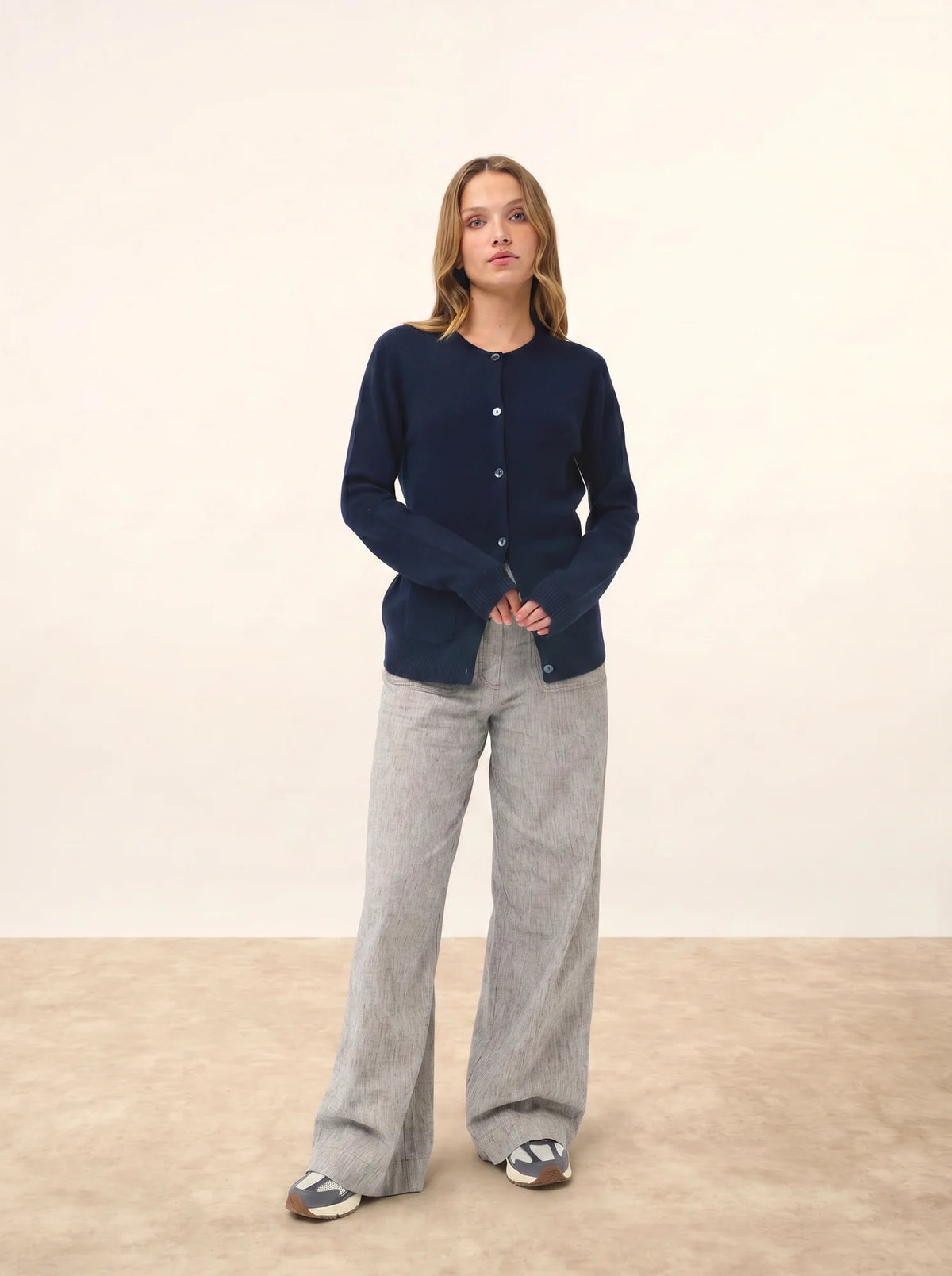 ROSE Cardigan Col Rond 4 Fils Bleu Marine