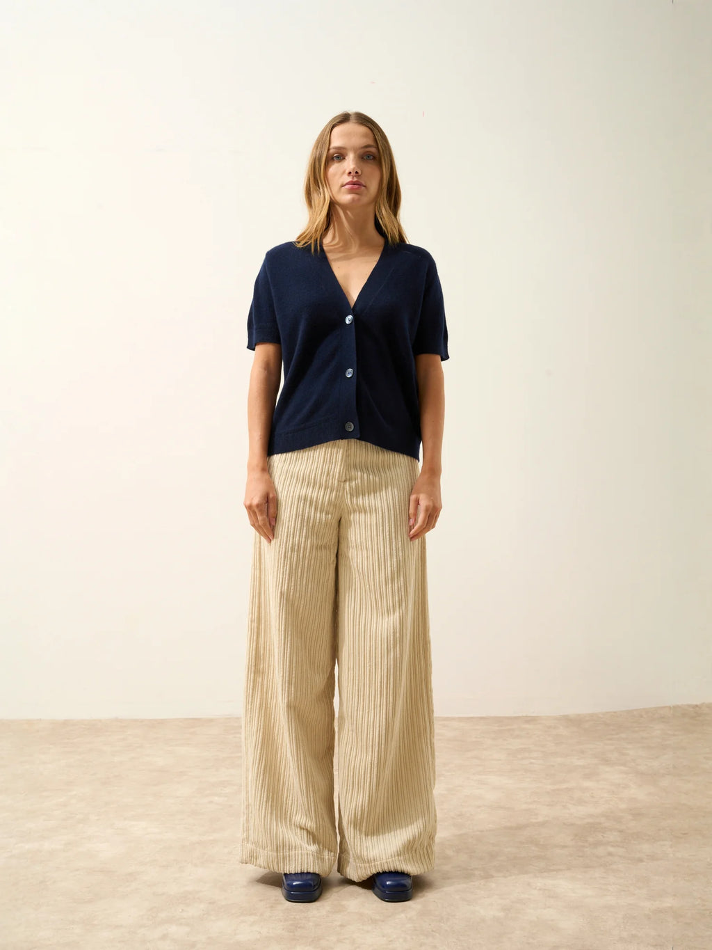 DAN Cardigan Col V Manches Courtes Bleu Marine