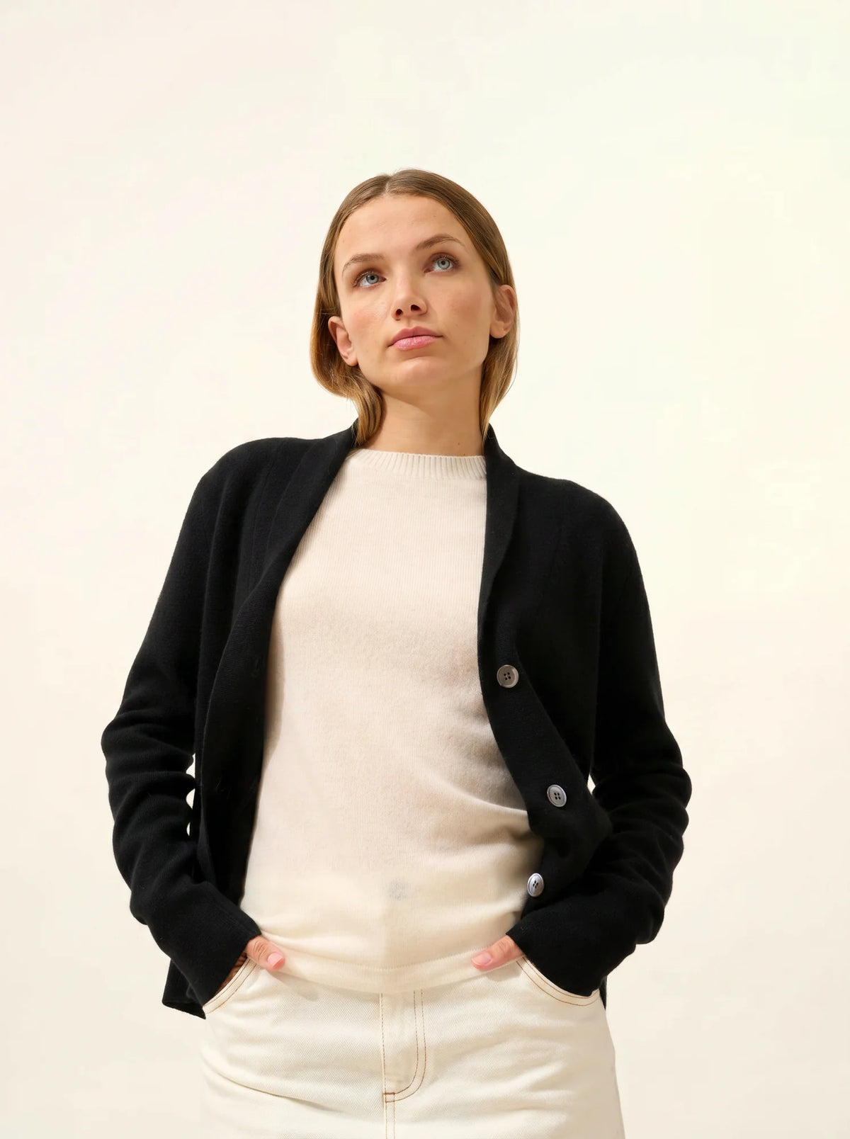 MILA Veste Boutonnée Col Châle Noir