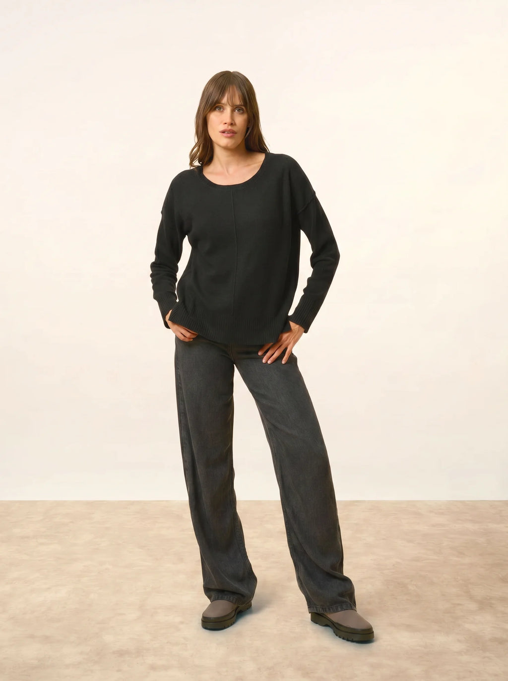 TESS Pullover Rundhalsausschnitt Schwarz