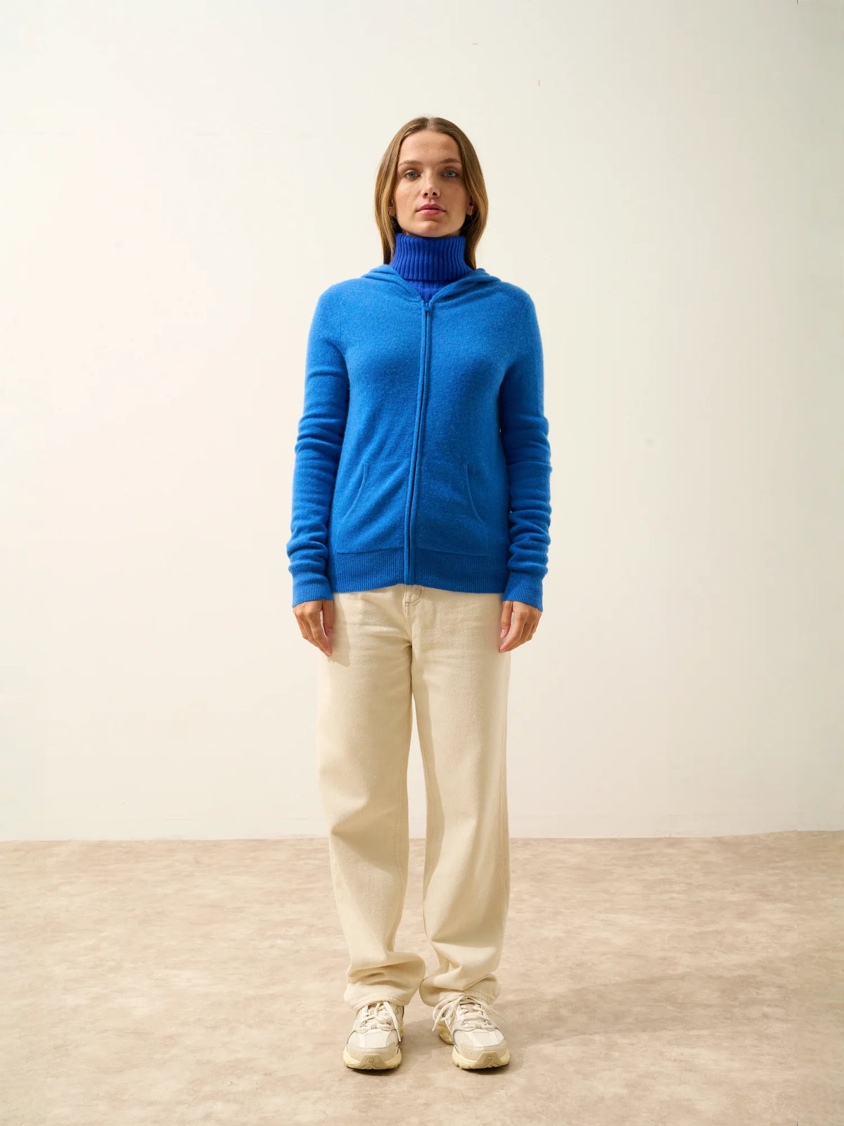 DEBBIE Vest Zipped Hooded Electric Blue
