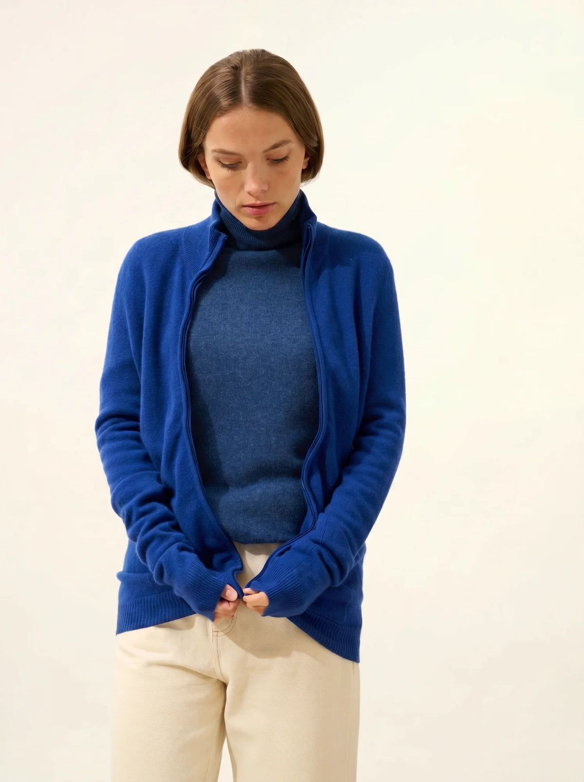 AYR Gilet Zippé Col Montant Outremer