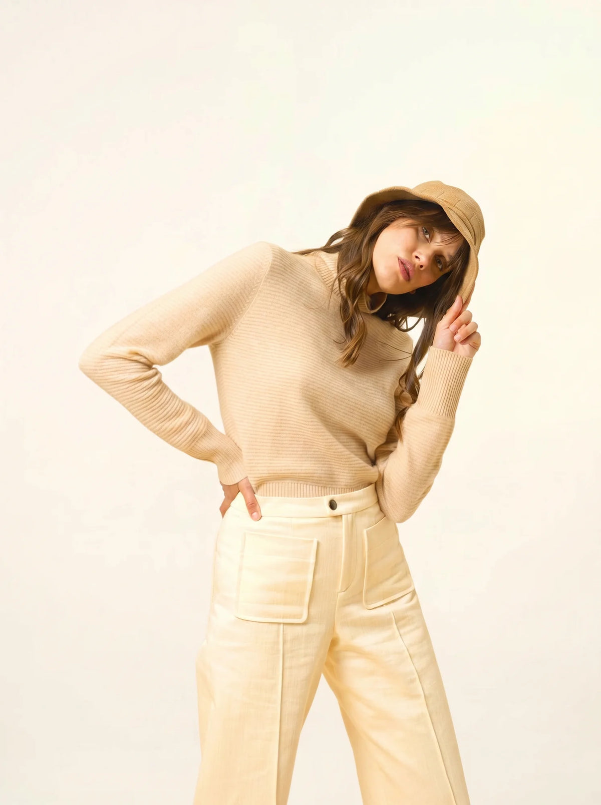 UDNY Sweater Turtleneck Sand