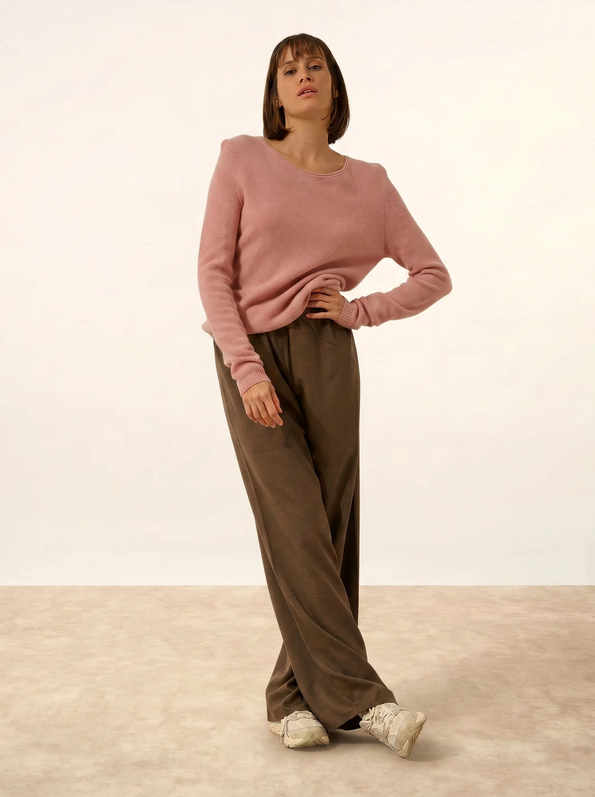 OLENA Pull Col Rond Boutonné Dos Bois de Rose