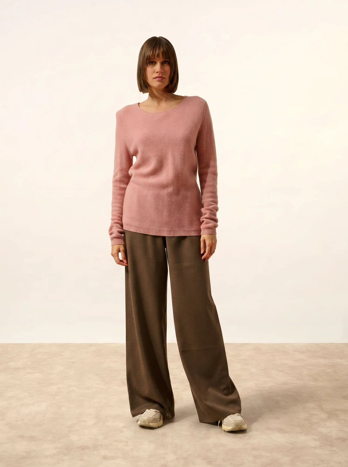 OLENA Sweater Crew Neck Buttoned Back Rosewood
