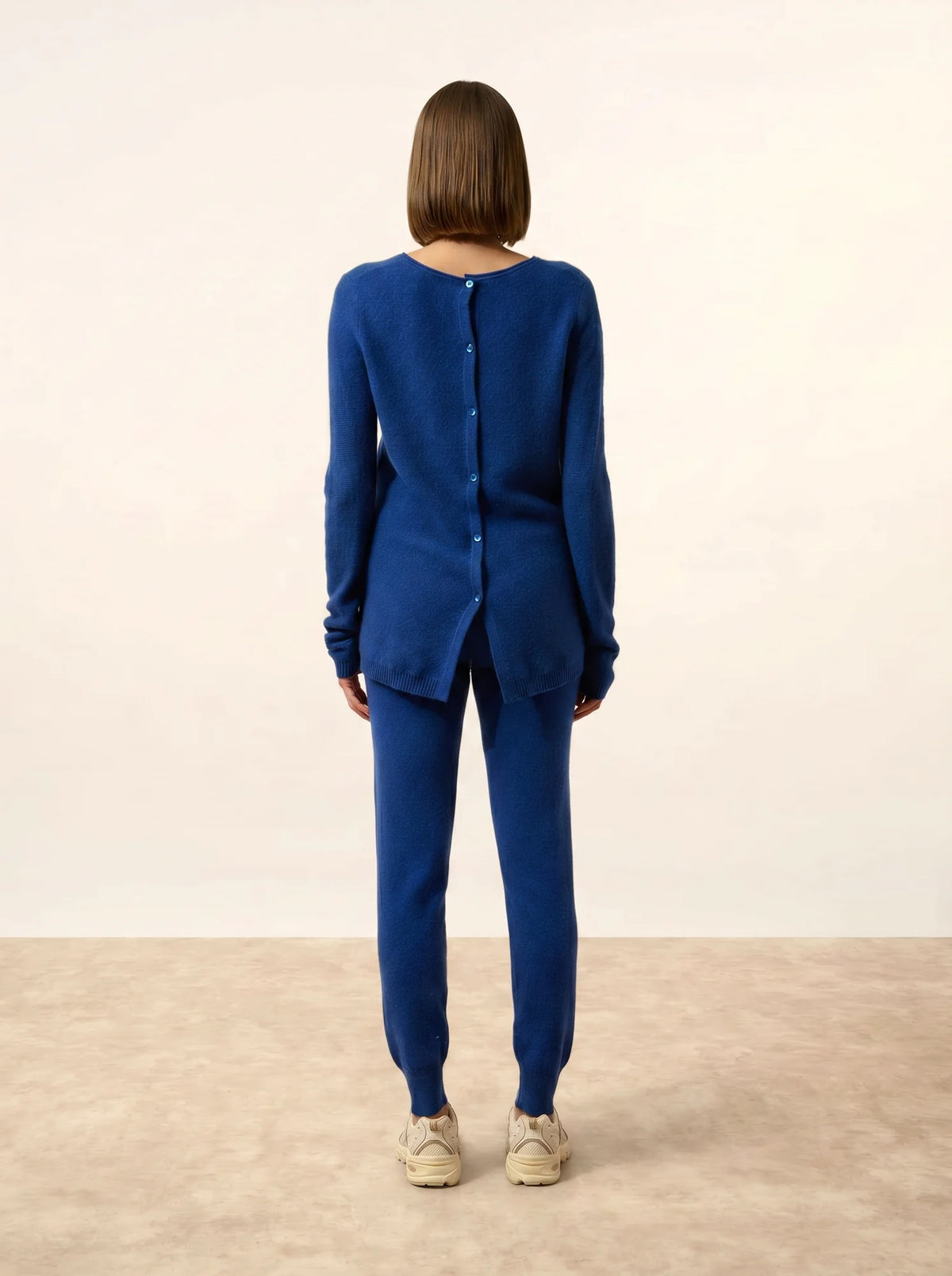 OLENA Sweater Crew Neck Buttoned Back Ultramarine