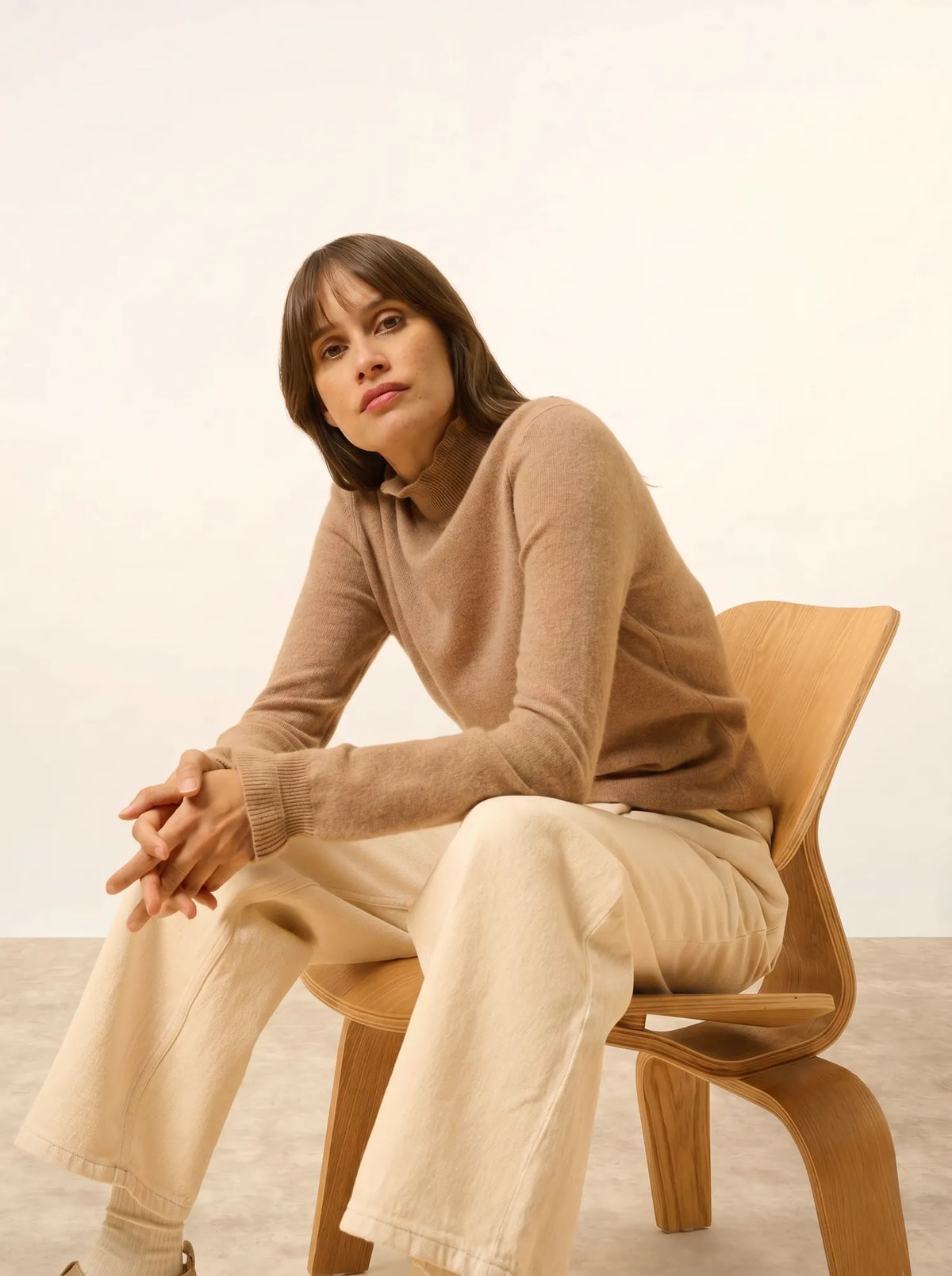 TRILA Sweater Mock Neck Ruffled Heather Camel