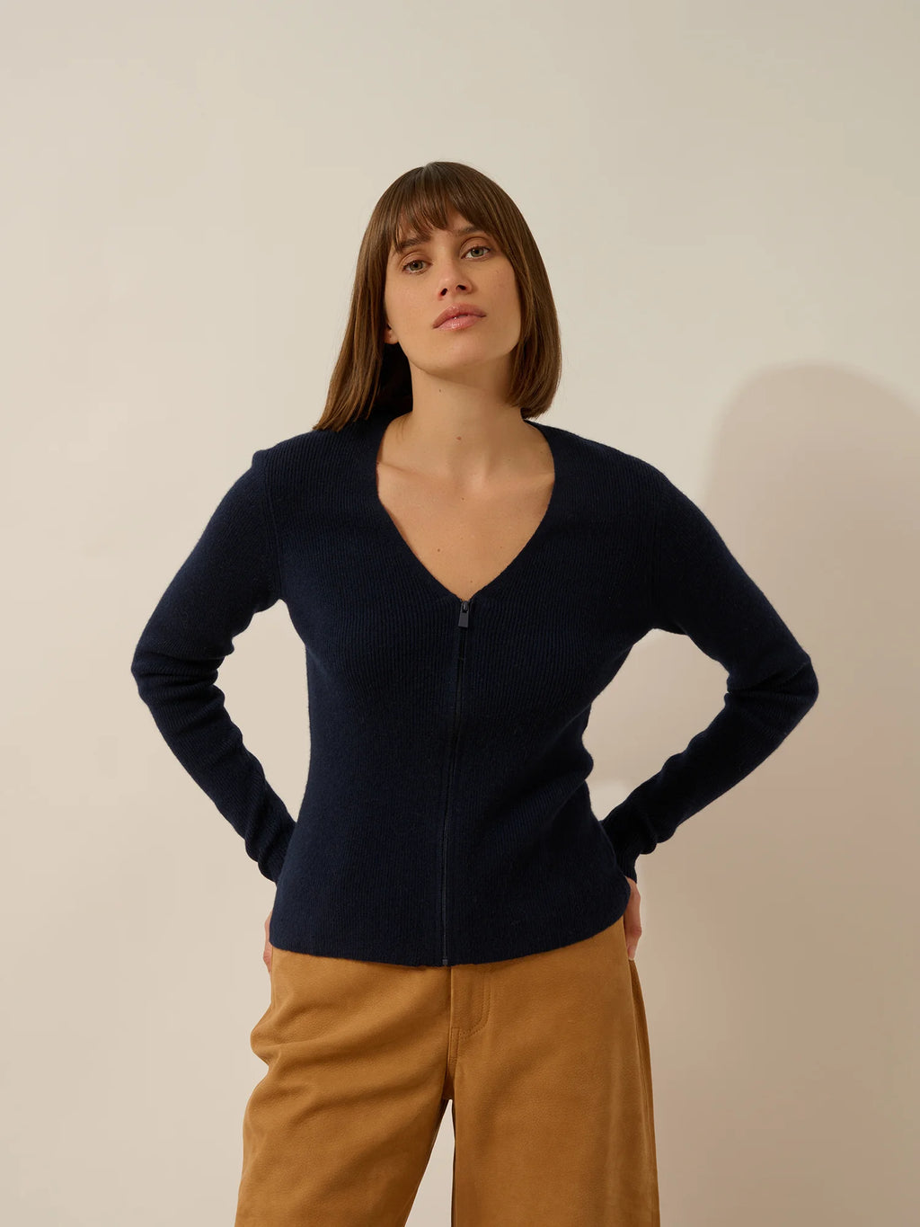 ZION Gilet Zippé Col V Bleu Marine