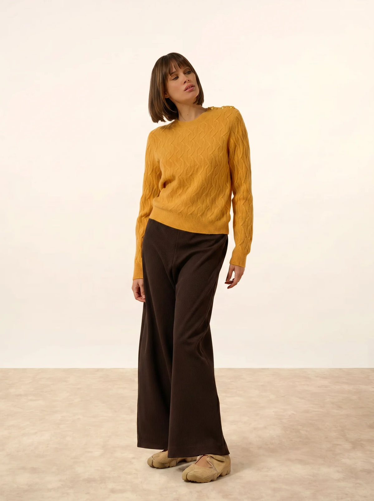 LYND Sweater Crew Neck Sailor 4 Ply Turmeric