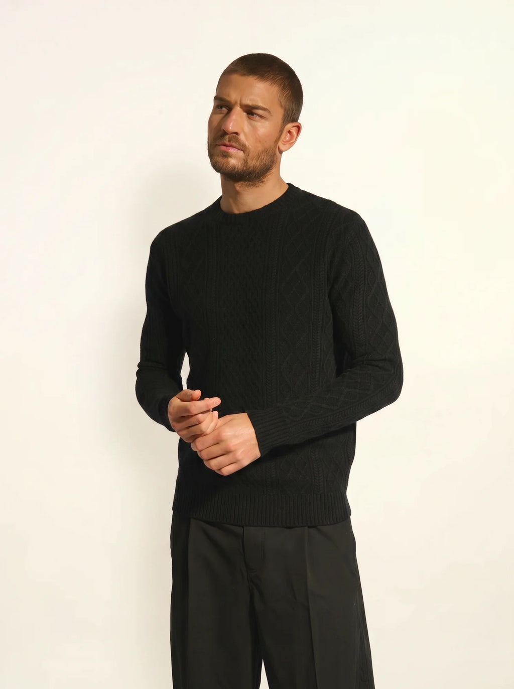 THURID Sweater Crew Neck 4 Ply Black