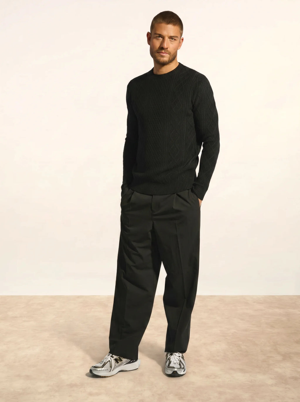 THURID Sweater Crew Neck 4 Ply Black