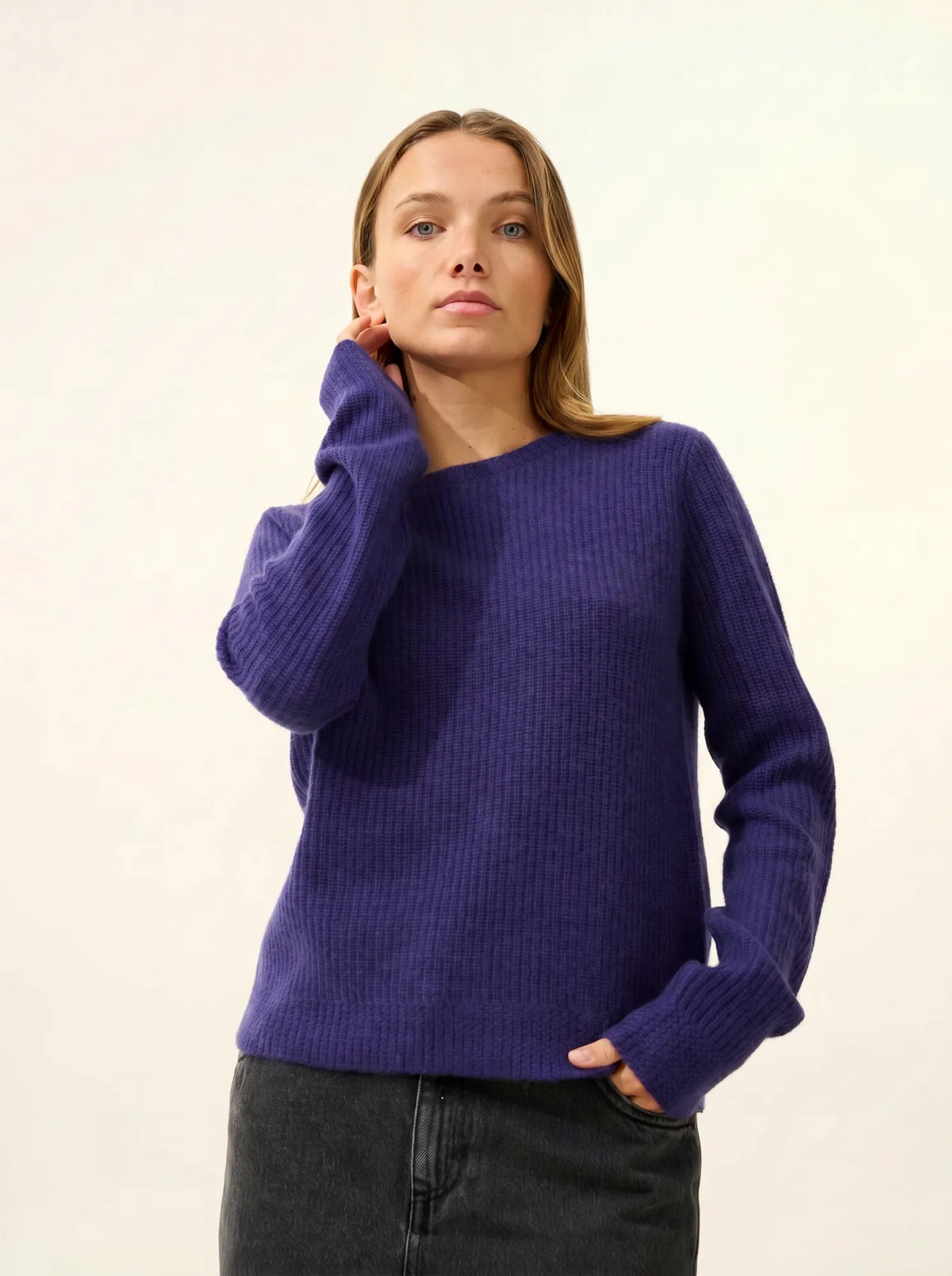 SIGRUN Sweater Crew Neck 4 Ply Deep Purple