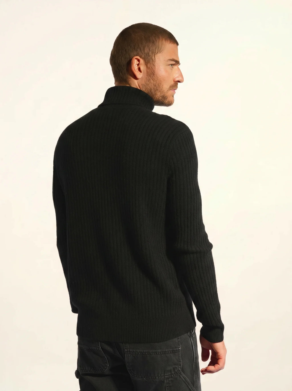 NOI Pull Col Roulé 4 Fils Noir