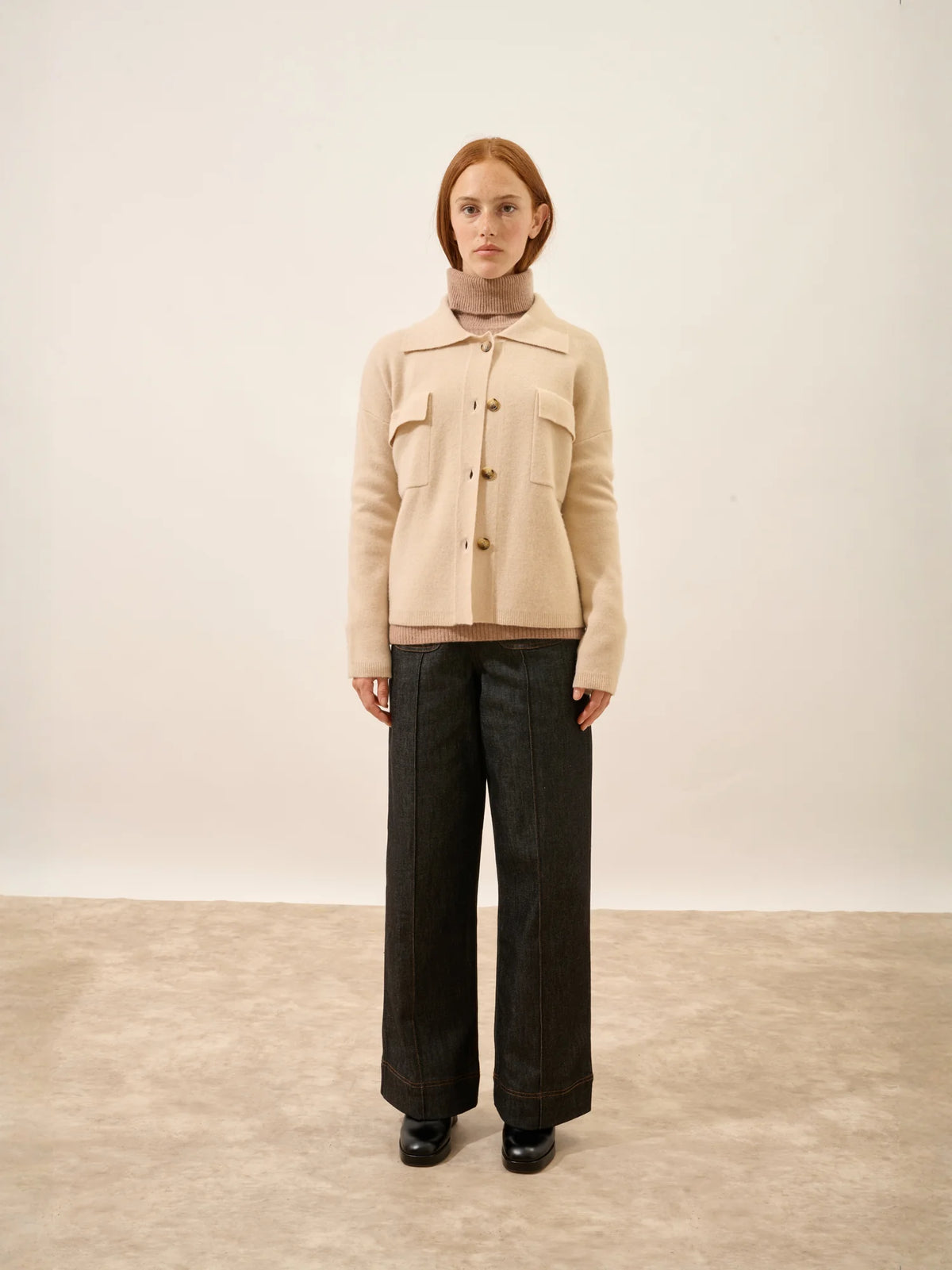 HEKLA Veste Boutonnée Col Chemise Sable