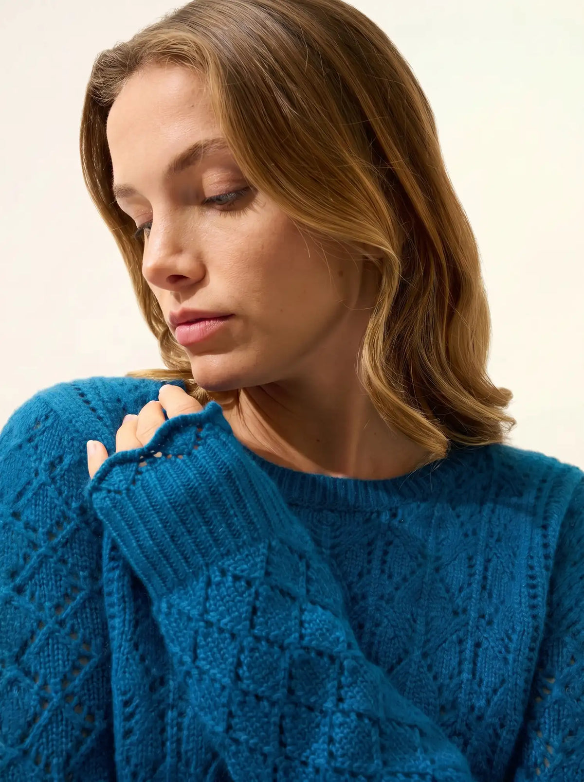 NADIA Pullover Rundhalsausschnitt 8-fädig Pfauenblau