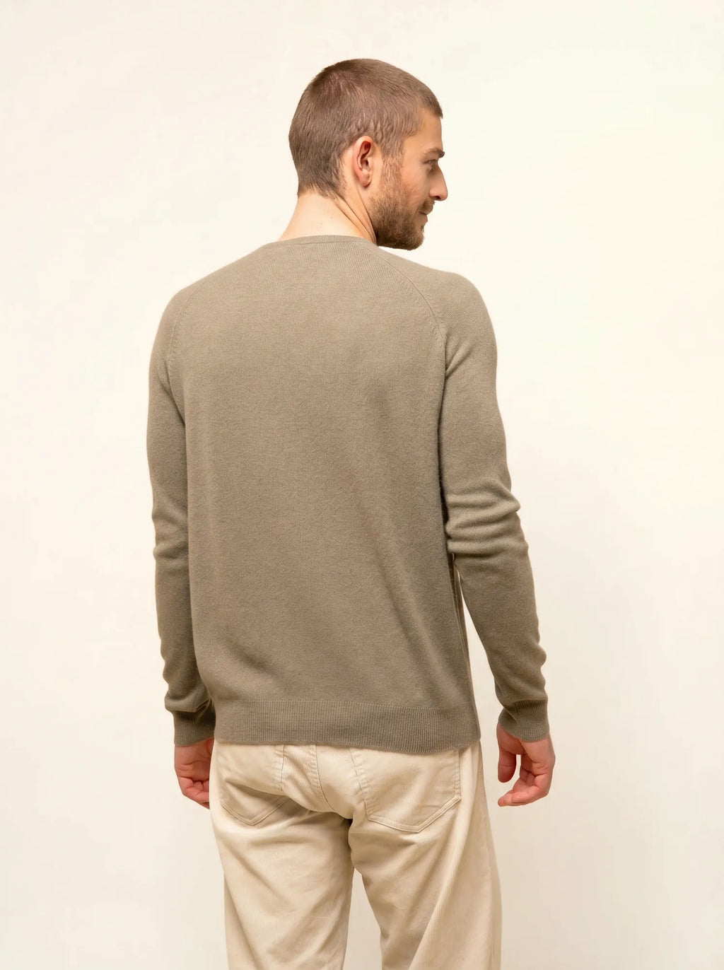 GUZMAN Pullover Henley-Ausschnitt Armeegrün