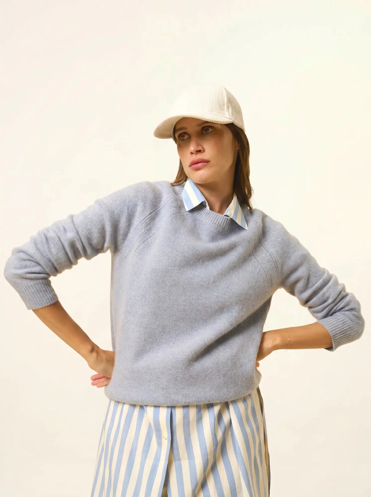 AREQUIPA Sweater Crew Neck 4 Ply Ivory Blue