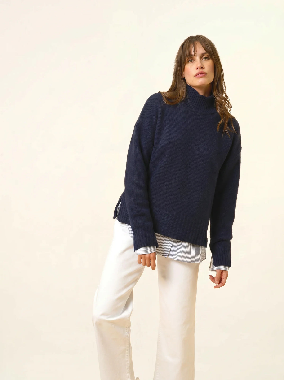 SULLANA Pull Col Montant Fentes Côtés 12 Fils Bleu Marine