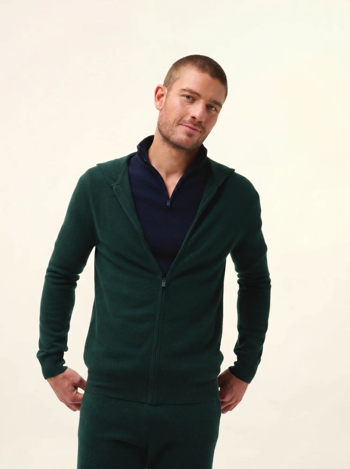 ELLIOT Gilet Zippé Capuche Cyprès