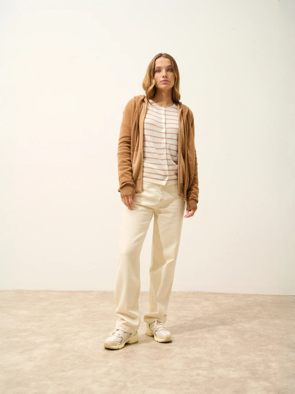 DEBBIE Gilet Zippé Capuche Noisette