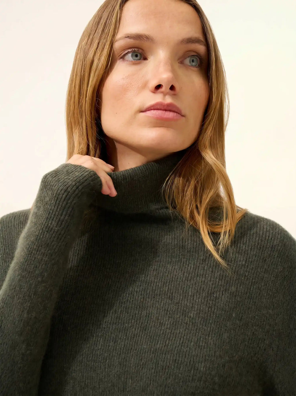 LANAIS Sweater Turtleneck Heather Khaki