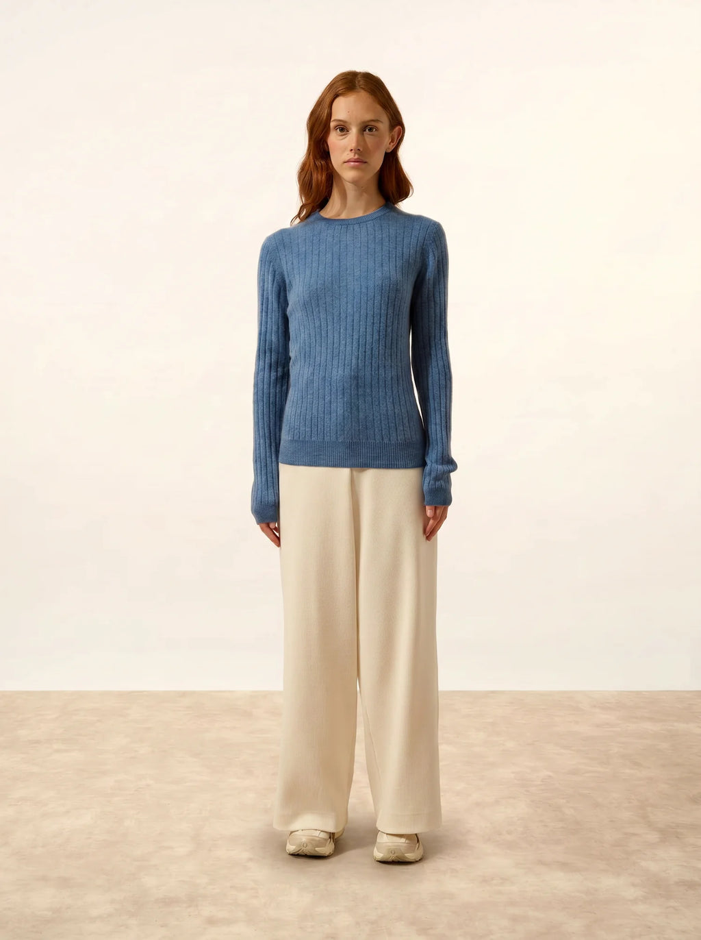 AVANA Pull Col Rond Bleu Denim