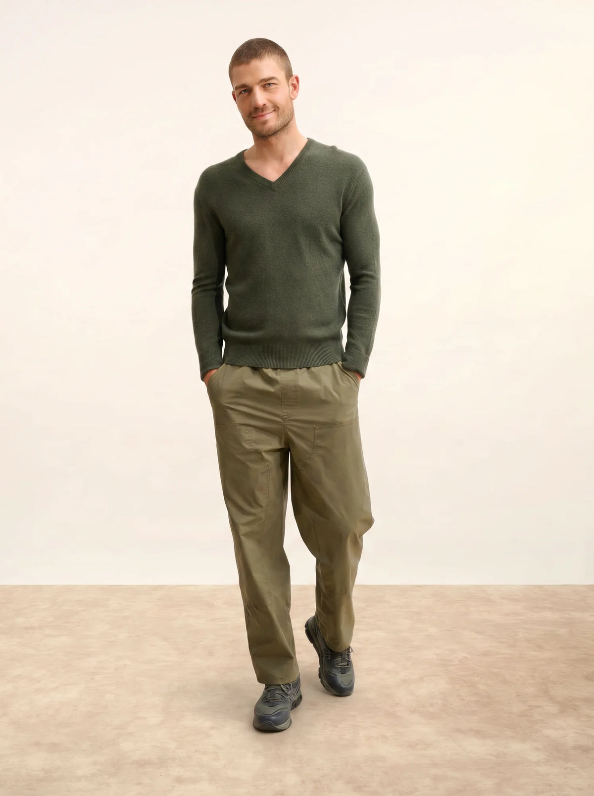 WALT Pullover V-Ausschnitt Khaki
