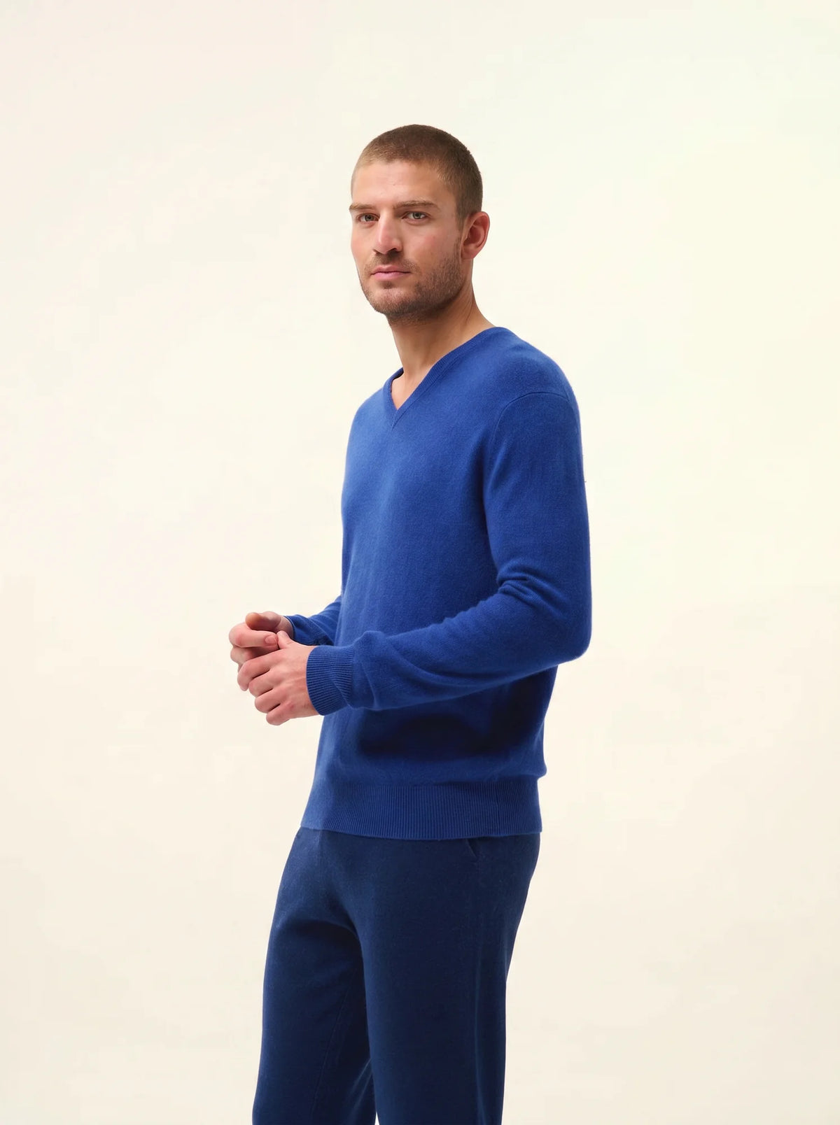 WALT Pull Col V Outremer