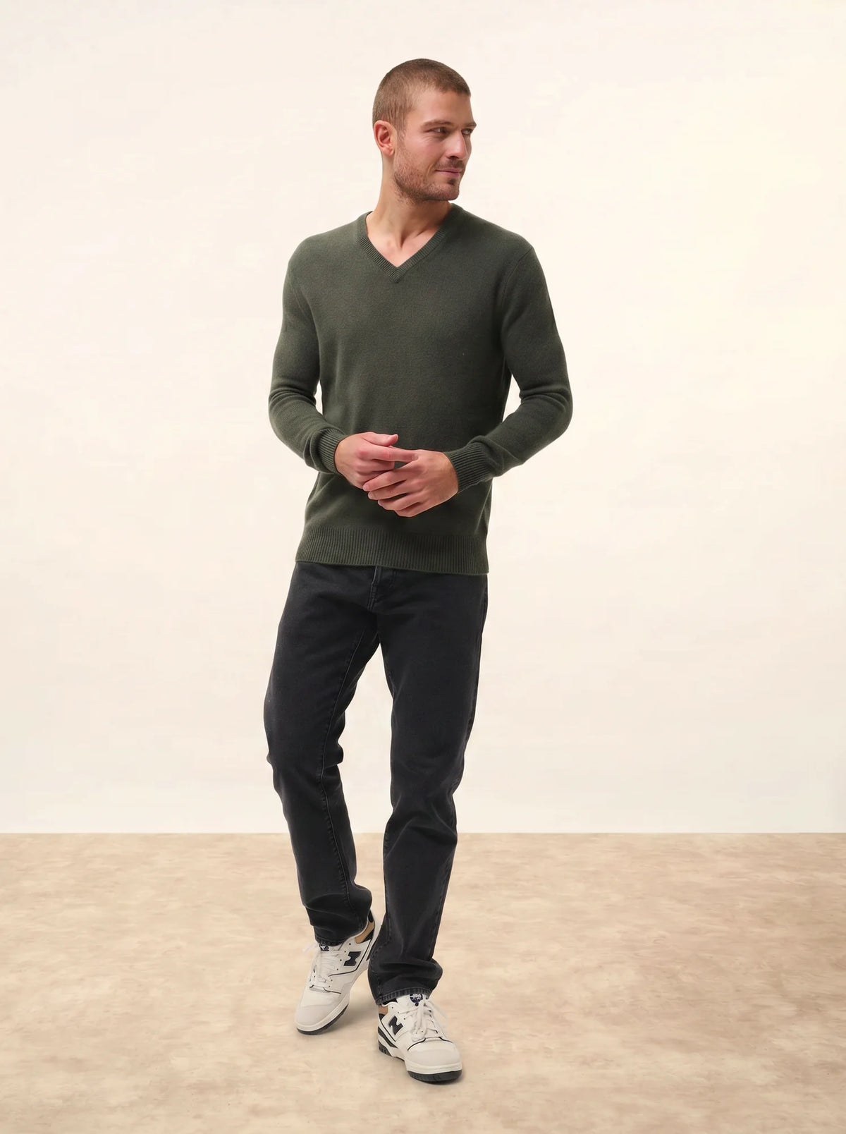 NATHAN Pullover V-Ausschnitt 4-fädig Khaki