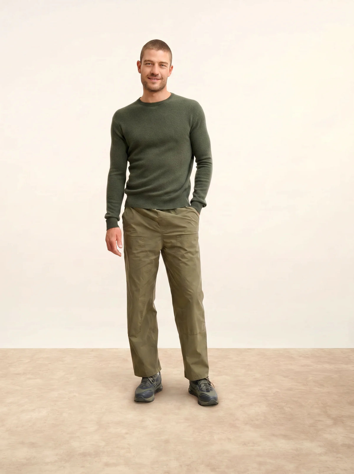 HOWARD Pull Col Rond Kaki
